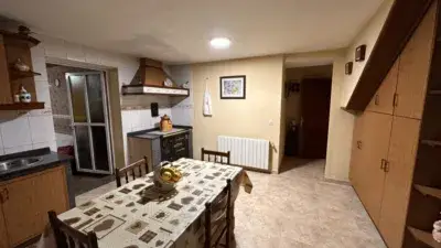 Casa amplia en venta con gran terreno y posibilidad de ampliacion