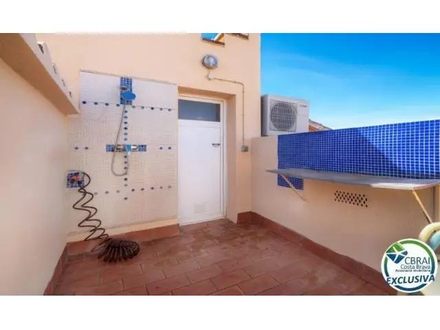 Apartamento con Terraza y Solarium con Vistas al Mar