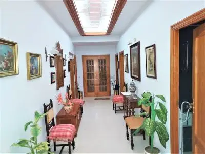 Chalet en venta en Medina de las Torres 965m2 6 habitaciones