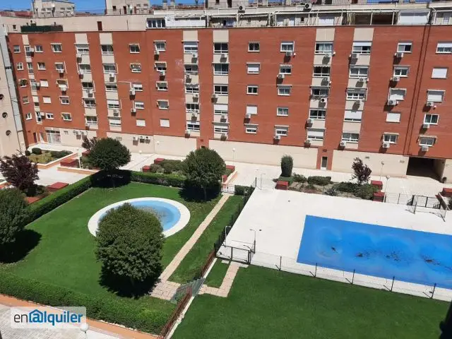 Alquiler piso ascensor y piscina Espartales