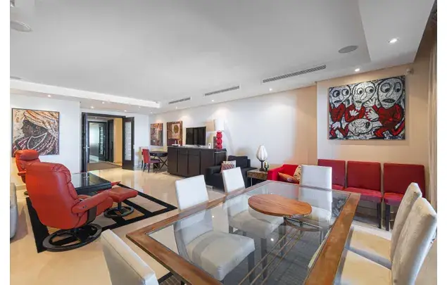 Apartamento de Lujo en Primera Línea de Playa Marbella 2 Dormitorios