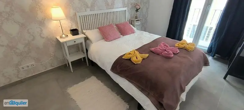 Apartamento con Balcón en Madrid Centro - Cerca de Puerta del Sol