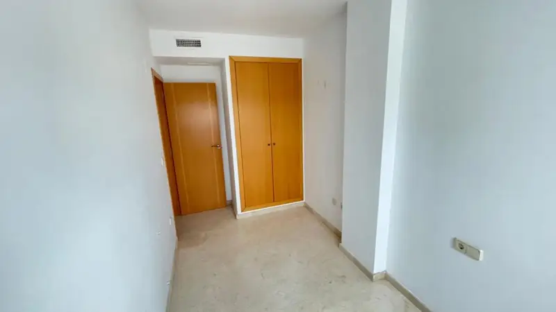 Garaje en Venta en Silla Valencia Calle Vicenta Gomar