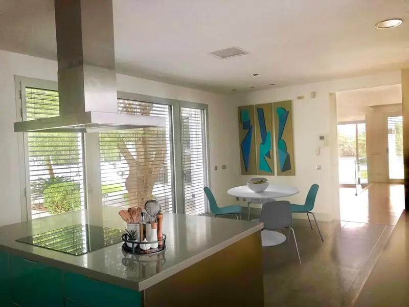 Chalet Moderno en Sotogrande Alto con Vistas Espectaculares