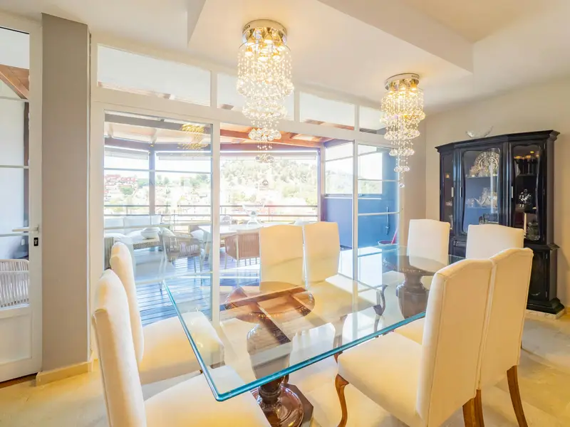 Casa Villa 4 Dormitorios Alquiler Málaga España