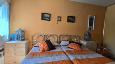 Alquiler Temporal Jaca: Apartamento 1 Dormitorio con Garaje