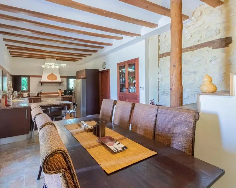 Casa Rural con 15 Dormitorios en Ibi Alicante