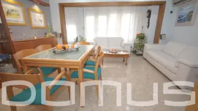 Casa en venta en Carrer Rosselló, cerca de Plaça de la Generalitat