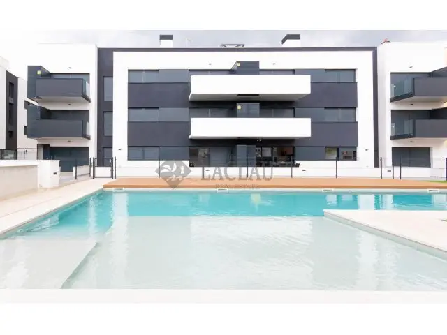 Obra Nueva Cubelles: Pisos 2 y 3 Dormitorios con Piscina