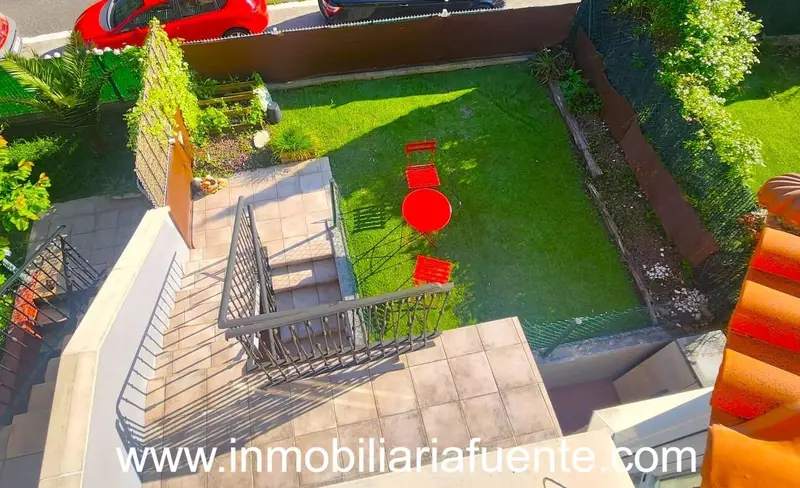 Adosado con Jardin y Terraza en Artziniega