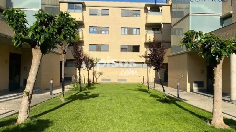 Piso en Venta Zuera Sur Calle Mar de Tasmania