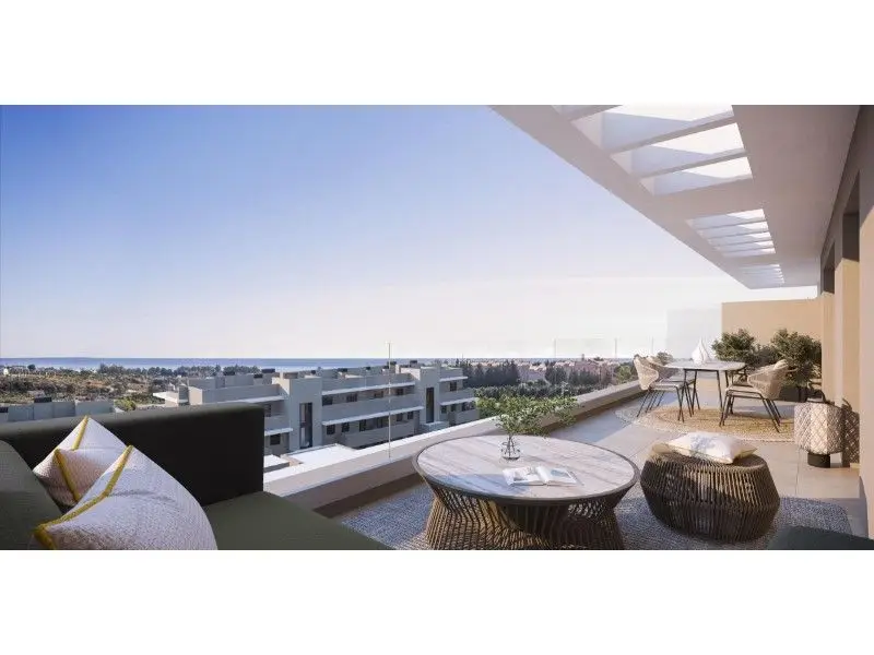 Venta Ático 3 Dormitorios Estepona - Complejo con Piscina y Gimnasio