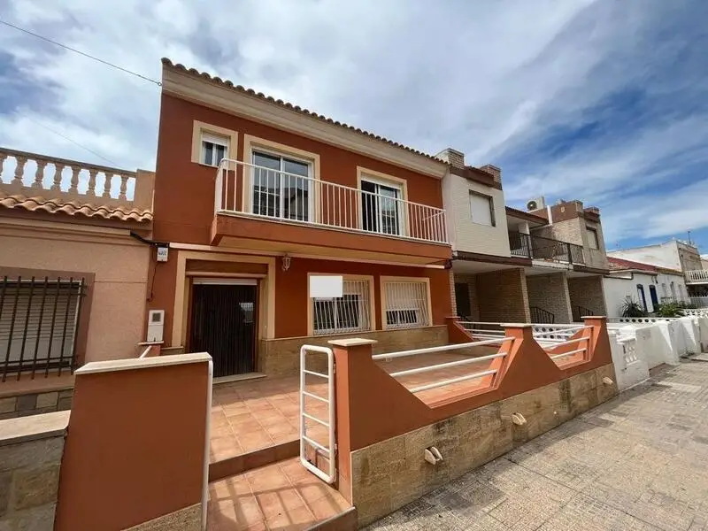 Villa 5 Dormitorios Los Urrutias Cerca de la Playa