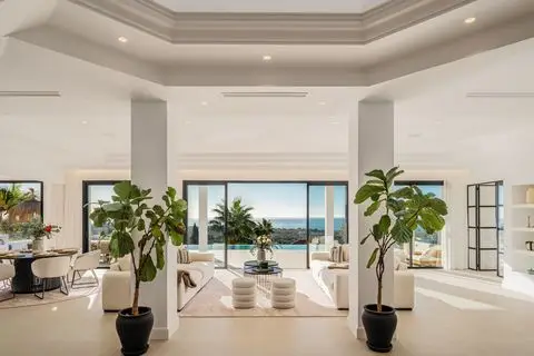 Casa-Villa de 6 Dormitorios en venta Benahavis, España