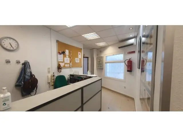 Oficina en Venta y Alquiler en Badajoz Frente a Corte Ingl	 es