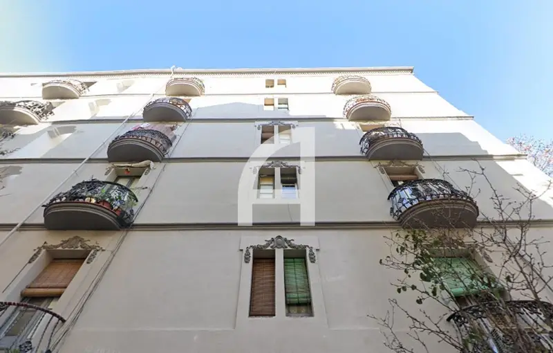 Inversion en 5 Viviendas en Sants Barcelona
