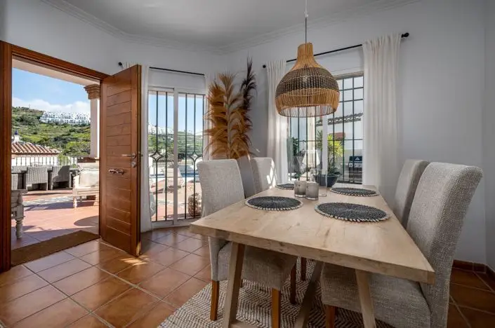 Villa en Venta 3 Dormitorios Nerja