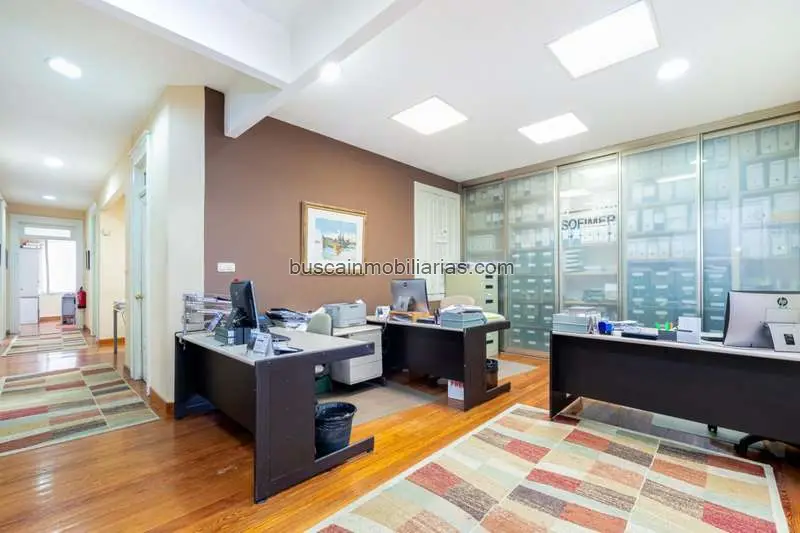 Oficina en venta en el centro de Vigo 189m2