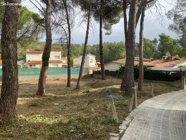 Terreno Urbanizable en Begues 765m2