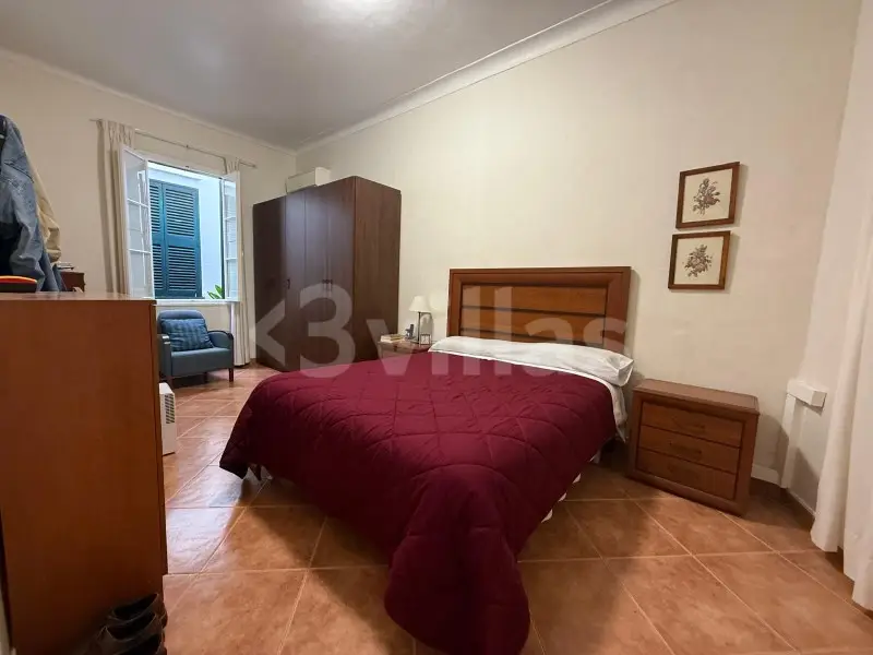 Casa 4 habitaciones Ciutadella 454m²  Oportunidad unica