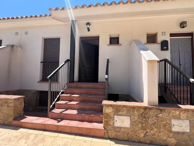 Duplex 2 Dormitorios Lubrin Amueblado Cerca Playa Vistas