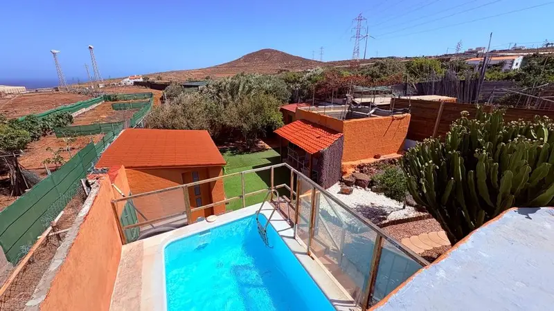 Casa Rural cerca de Ingenio Alquiler Temporada 3 Dormitorios Piscina