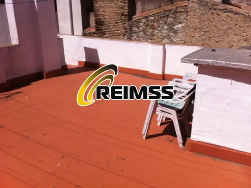 Chalet con dos viviendas en Tossa de Mar