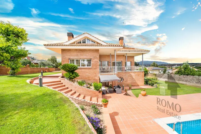 Venta Chalet 4 Dormitorios Can Duran Canovelles
