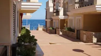 Apartamento en El Calón con acceso directo a la playa