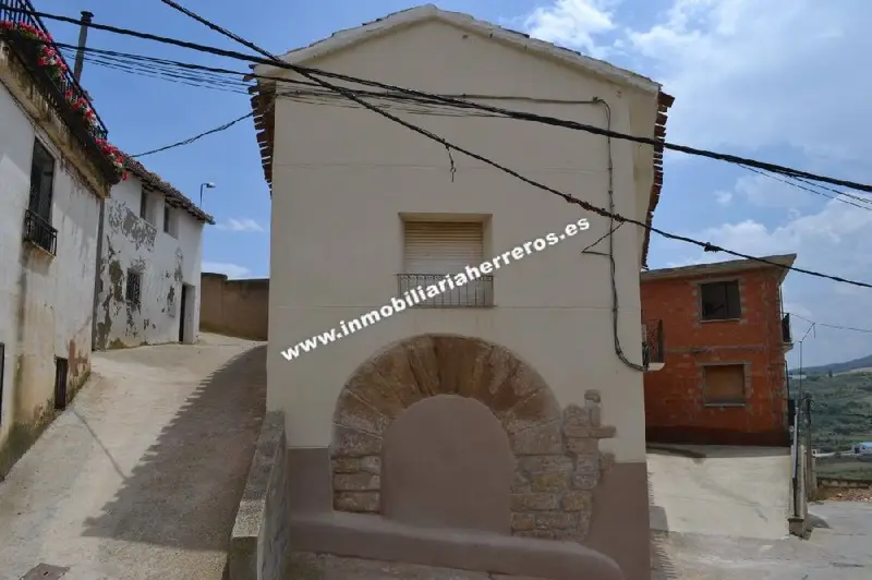 Venta Finca con Terraza en Ausejo - Ref 12039