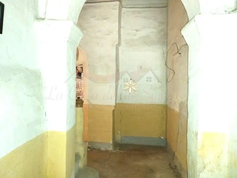 Casa Antigua con Encanto en Sax