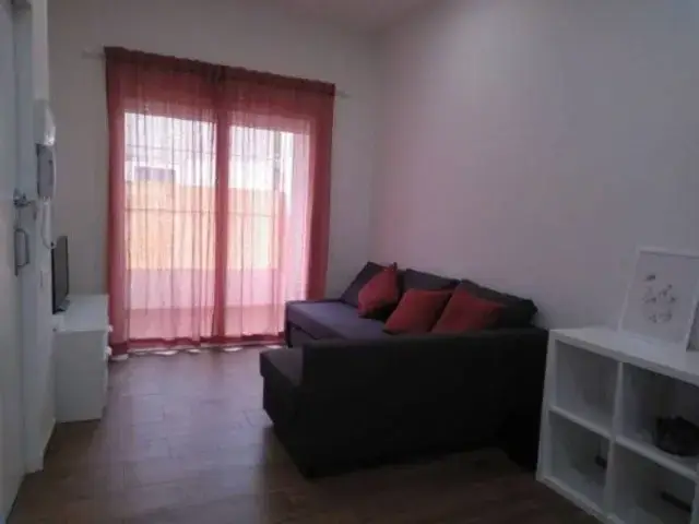 Estudio en Alquiler en Carrer d Amadeu Torner
