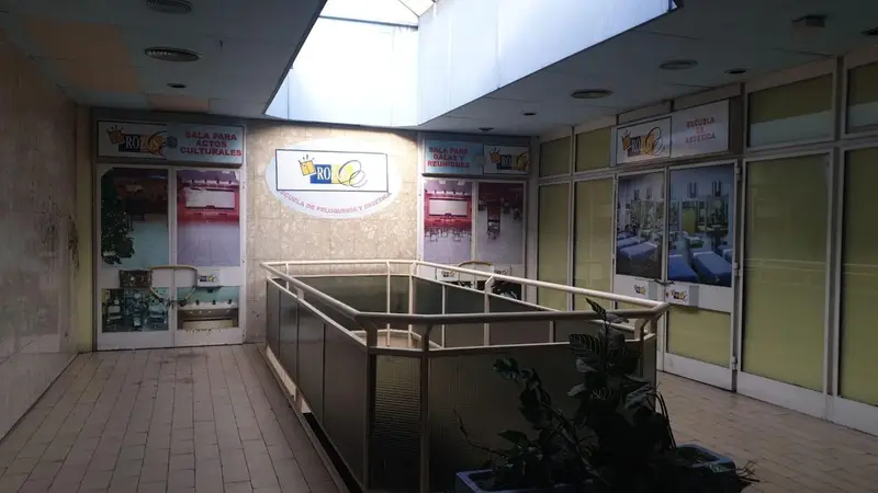 Local 420m2 en Venta Collado Villalba Centro Comercial Canguro