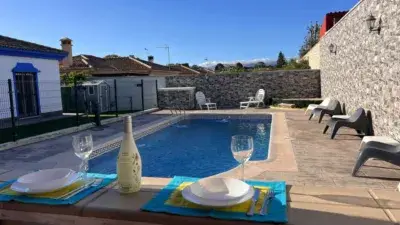 Chalet en Vega del Golf 5 Dormitorios Piscina