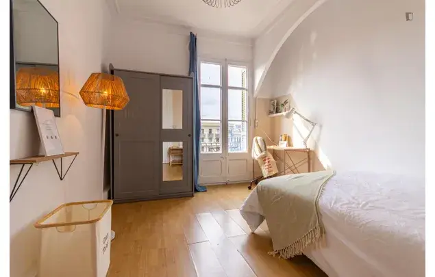 Alquiler Apartamento 6 Dormitorios Barcelona 3 24 Meses