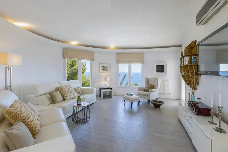 Casa Villa 4 Dormitorios Alquiler Alicante Espa	
	
	
	
tildea