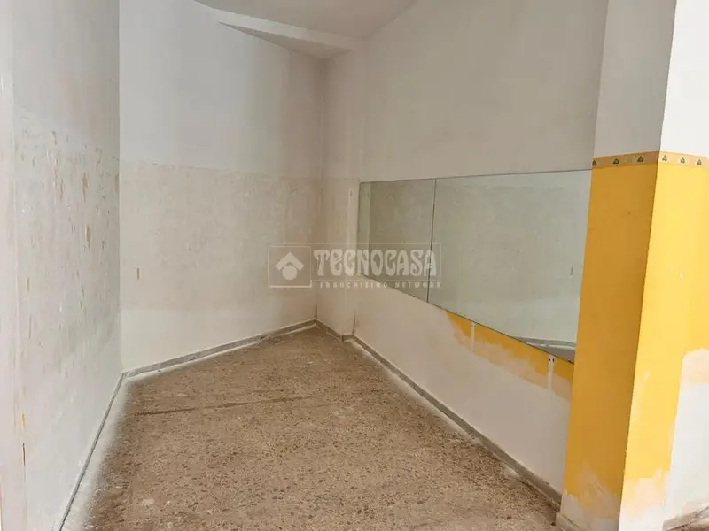 Local comercial en venta en Roquetas De Mar
