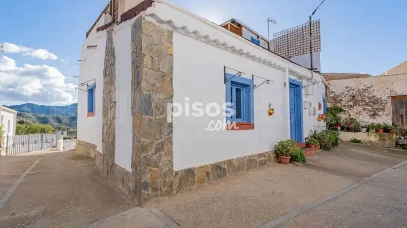 Casa Rústica en Venta en Sorbas con Vistas Panorámicas