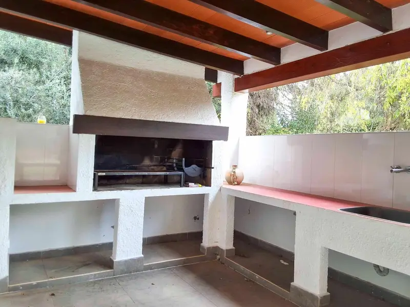 Chalet en alquiler en Rincón de Loix, Benidorm, Alicante