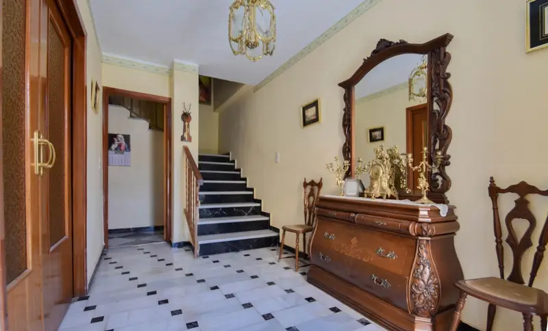 Casa con Patio en Centro de Dúrcal
