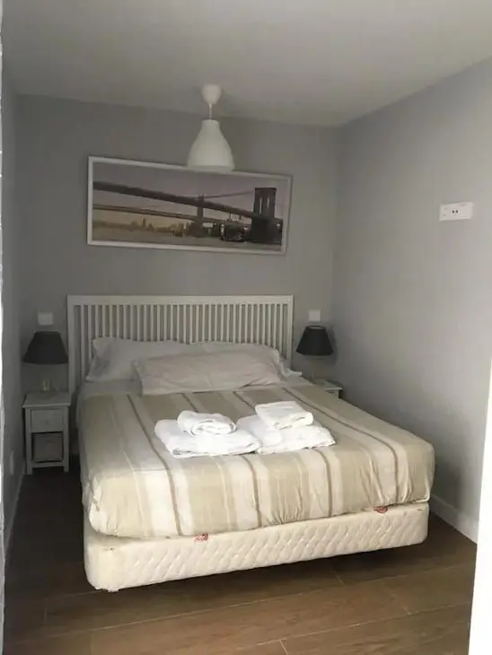 Apartamento 3 dormitorios 1 ba
																																																					
																																																					
																																																					
																																																					Madrid Alquiler
