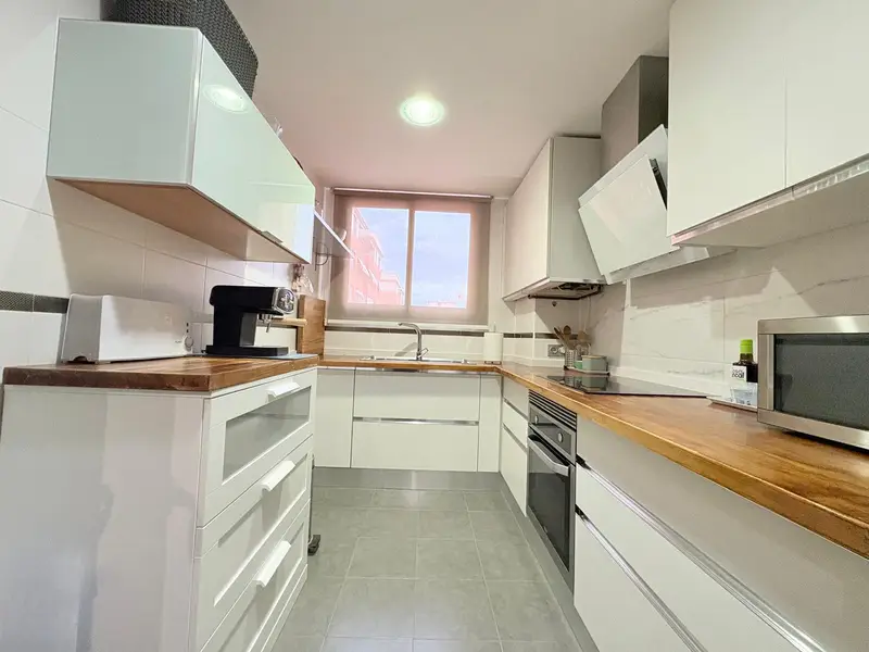 Piso en Venta Castellarnau 2 Dormitorios Balcon Parking Trastero