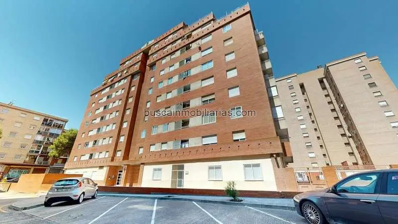 Piso en venta en Zaragoza cerca Plaza del Pilar