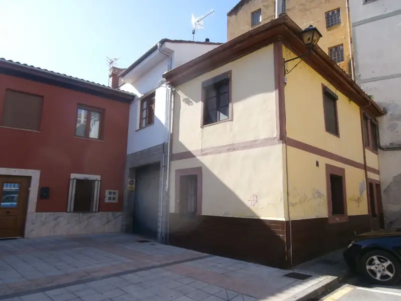 Venta Adosado de 3 habitaciones en Centro, Grado - Ref: 22778