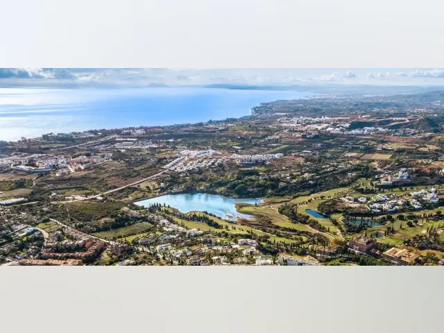 Piso de 2 Dormitorios en venta Benahavis, España