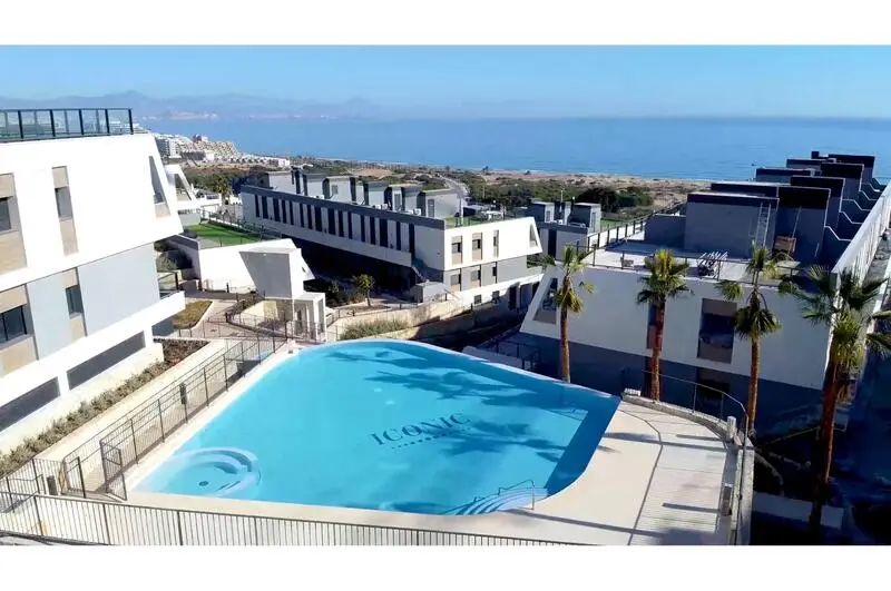 Apartamentos en Gran Alacant con Vistas al Mar