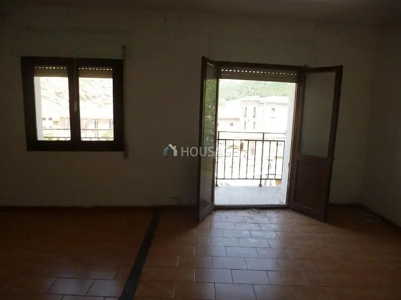 Piso en venta Alhama de Aragon 98m2 3 dormitorios 2 baños