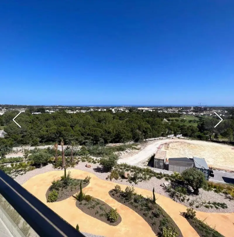 Apartamento de Lujo en Orihuela Costa con Vistas al Golf