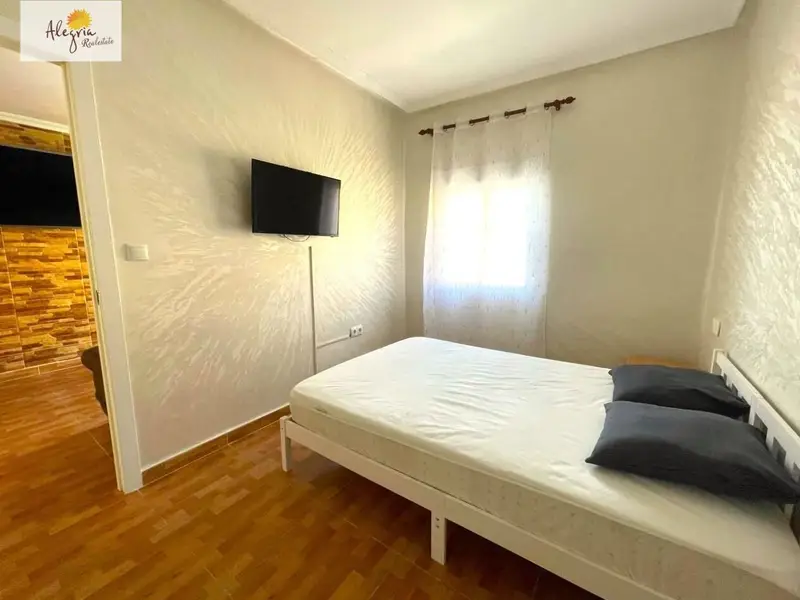 Apartamento en Venta Torrevieja  3 Dormitorios Cerca de la Playa