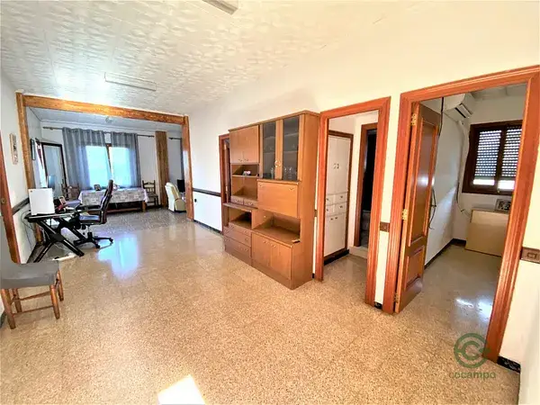 Chalet con Vistas Impresionantes en Alzira